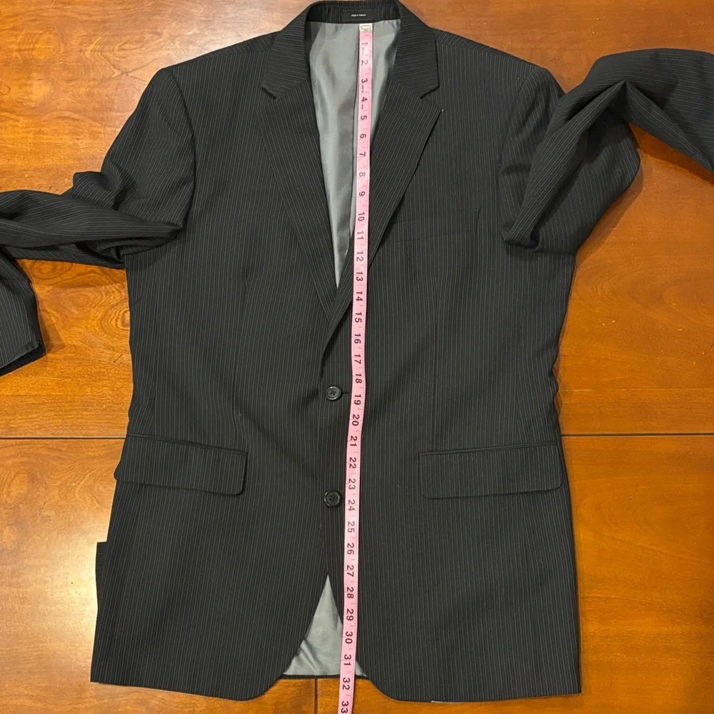 JF J.Ferrar Charcoal Pinstripe Suit. GUC‎